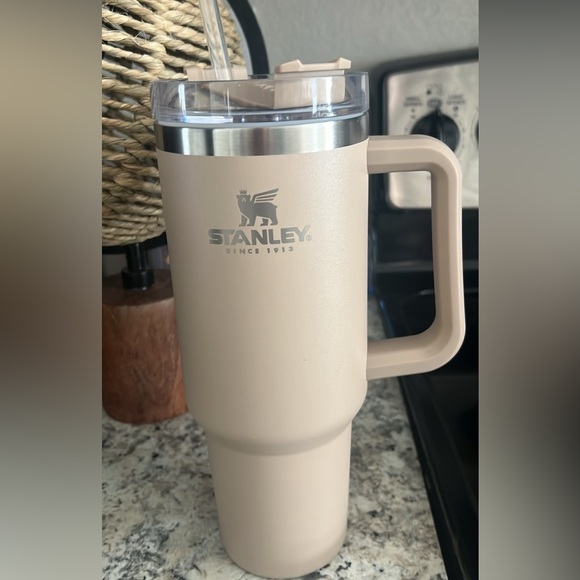 Stanley 40 Oz Tumbler Driftwood